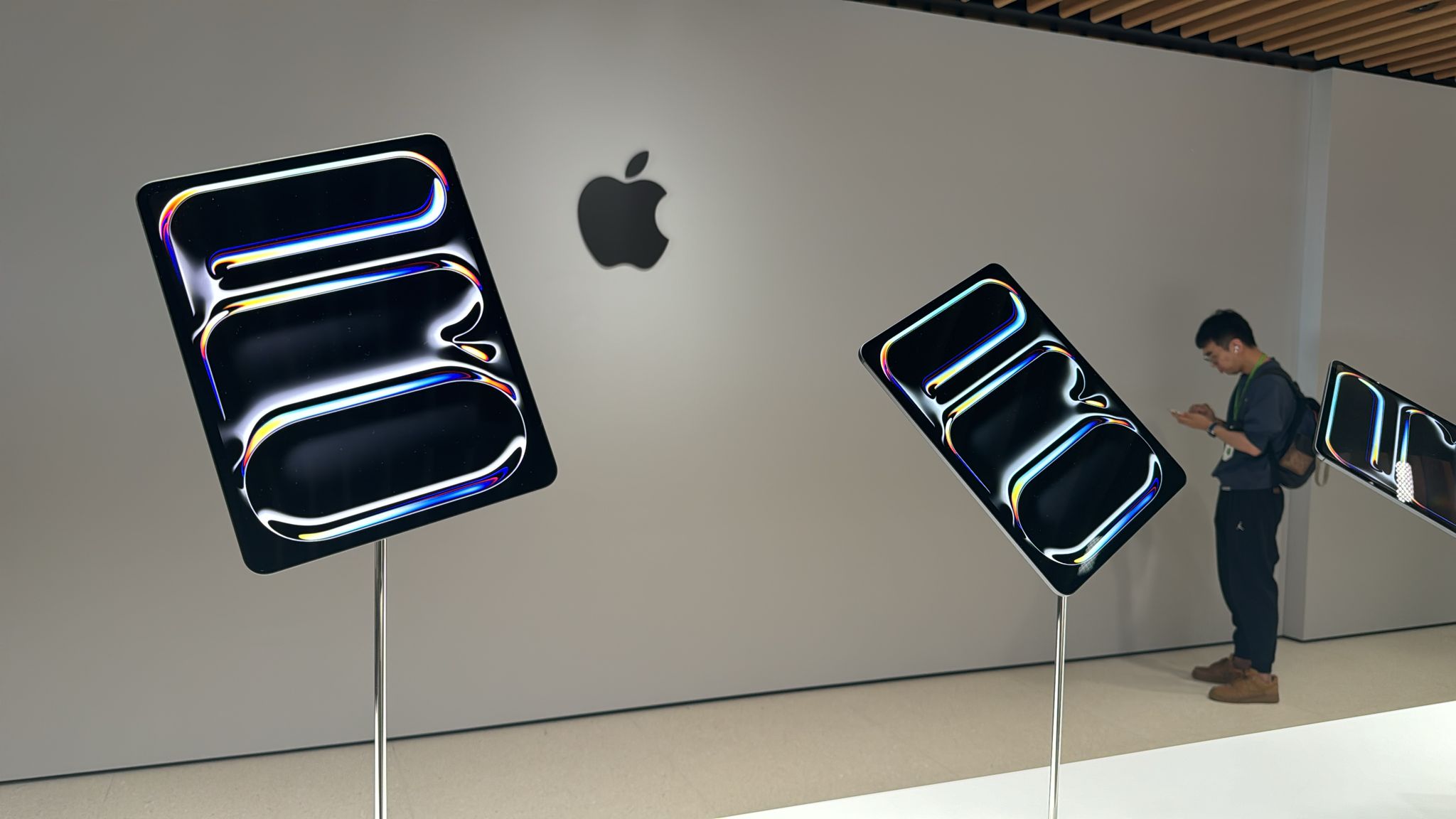 Apple annuncia il nuovo iPad Pro, con schermo Oled. La Pencil diventa «Pro»