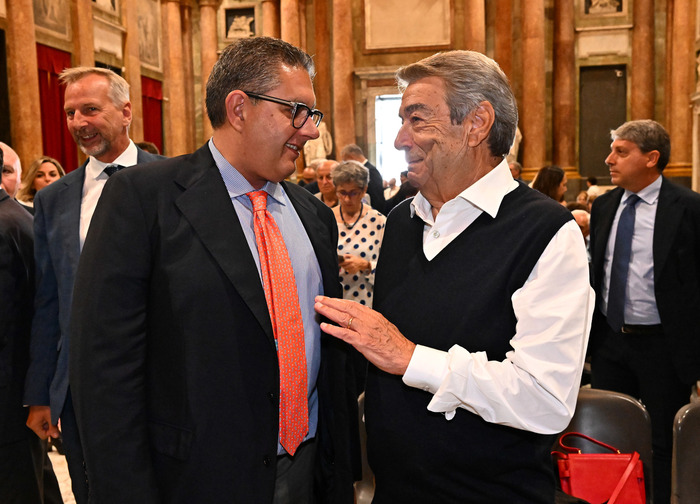 La galassia societaria di Aldo e Roberto Spinelli: dagli affari al Porto al trasporto merci, dall'immobiliare in Liguria a quello in Sardegna, un impero che trabocca di liquidità 