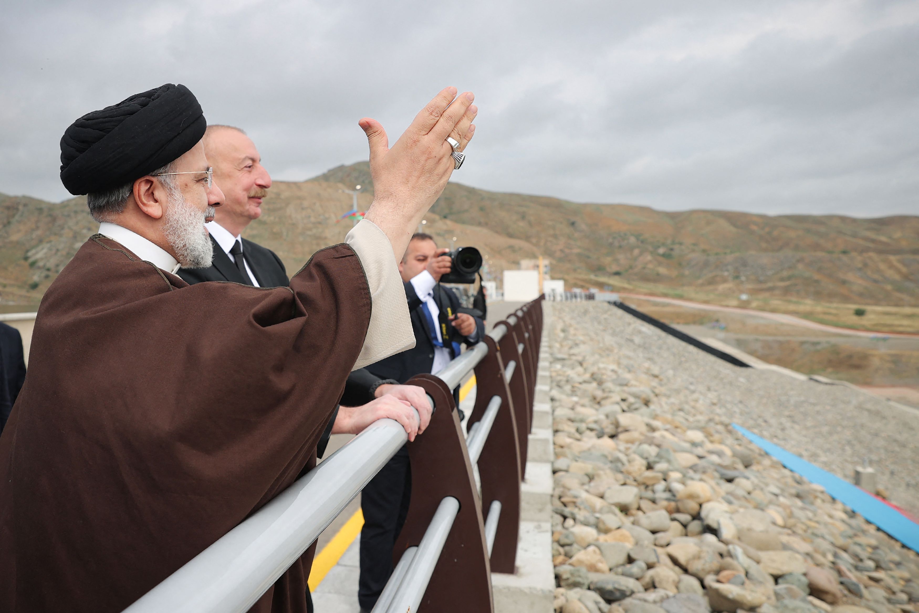 Iran, coinvolto in un incidente un elicottero su cui viaggiava il presidente Raisi