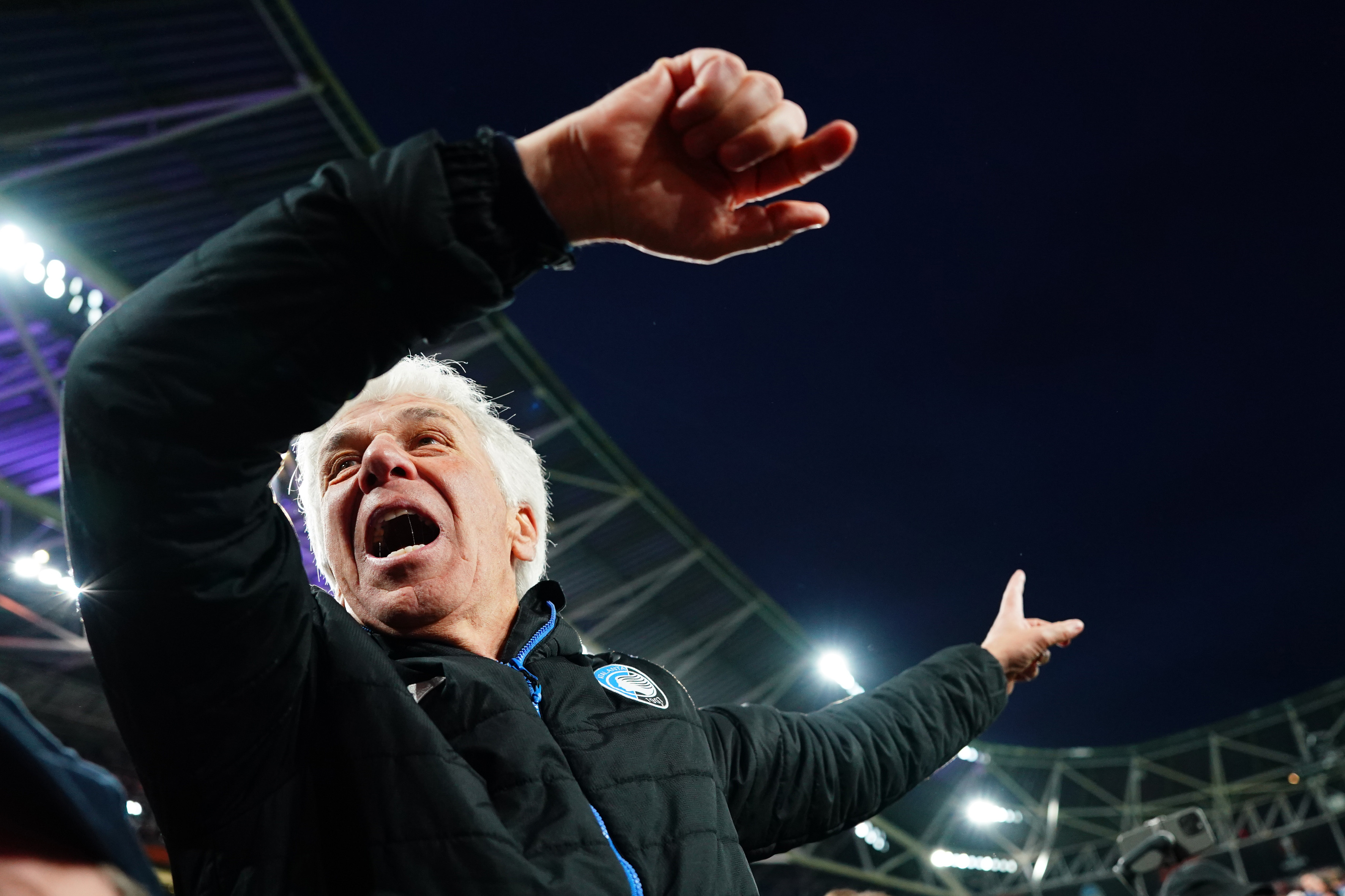 Atalanta?s head coach Gianpiero Gasperini celebrates winning the trophy after the UEFA Europa League soccer match between Atalanta BC and Bayer Leverkusen at Dublin Arena in Dublin -Ireland - Wednesday, May 22, 2024. Sport - Soccer . (Photo by Spada/LaPresse)