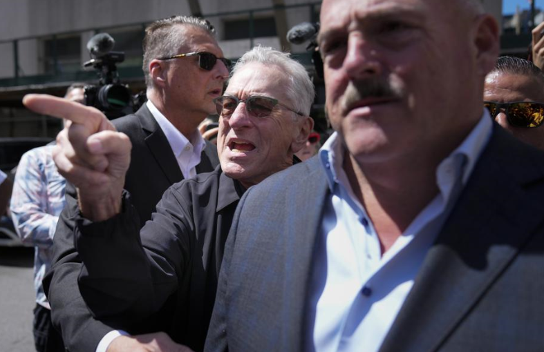 De Niro, Trump