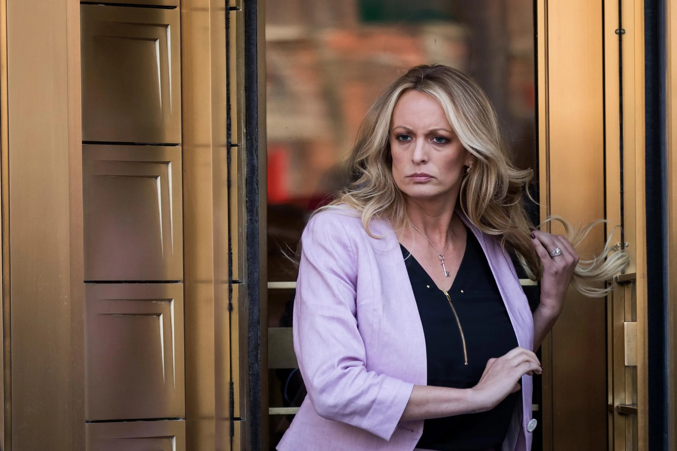 Stormy Daniels, la pornostar entrata nella Storia