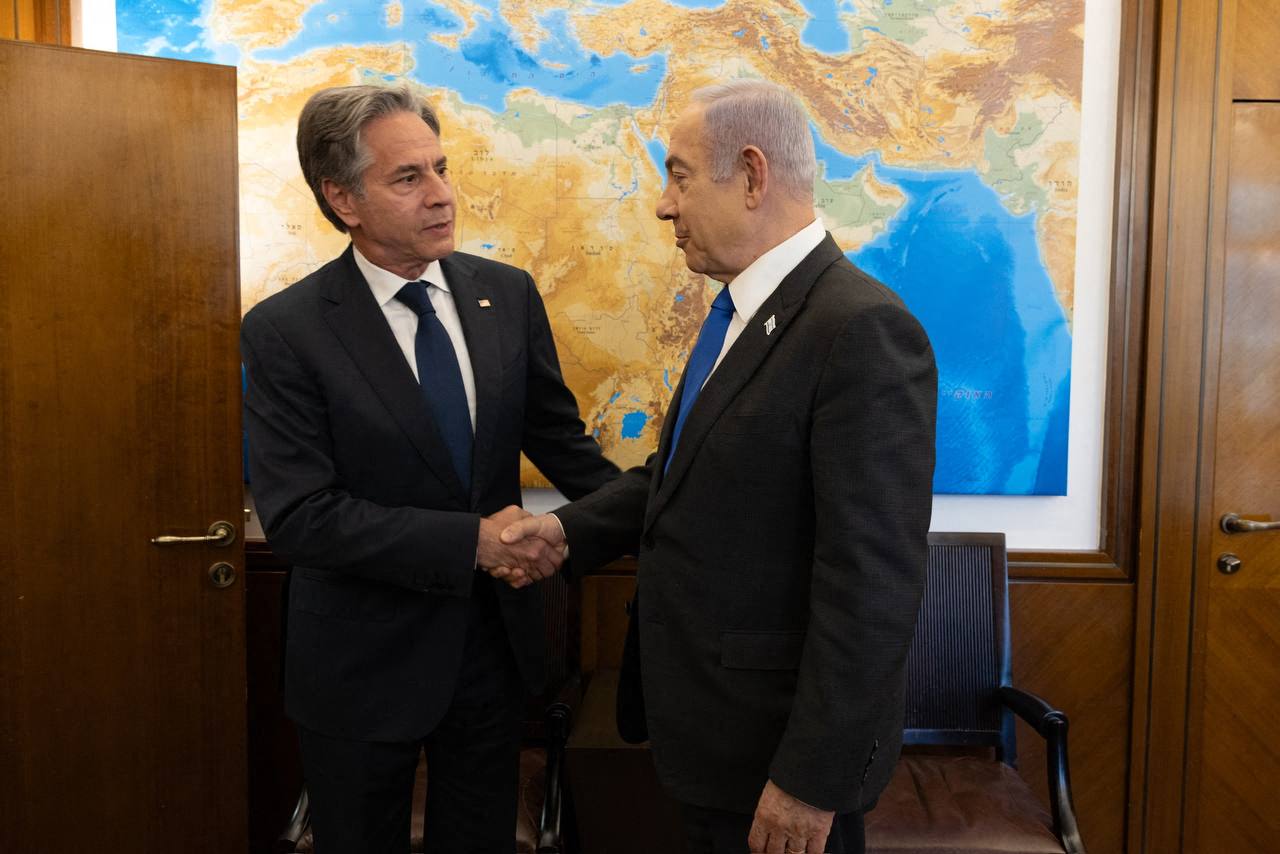This handout photo released by the US State Department on June 10, 2024, shows US Secretary of State Antony Blinken (L) meeting with Israeli Prime Minister Benjamin Netanyahu in Jerusalem on June 10, 2024. Blinken landed in Israel on June 10 to promote a Gaza truce and hostage release plan as Israeli bombardment again rocked the Palestinian territory. (Photo by Chuck KENNEDY / US State Department / AFP) / RESTRICTED TO EDITORIAL USE - MANDATORY CREDIT "AFP PHOTO / US STATE DEPARTMENT " - NO MARKETING - NO ADVERTISING CAMPAIGNS - DISTRIBUTED AS A SERVICE TO CLIENTS