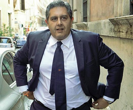 Toti, l’ipotesi dei pm:  domiciliari fino al processo (e lui spera nel Riesame)