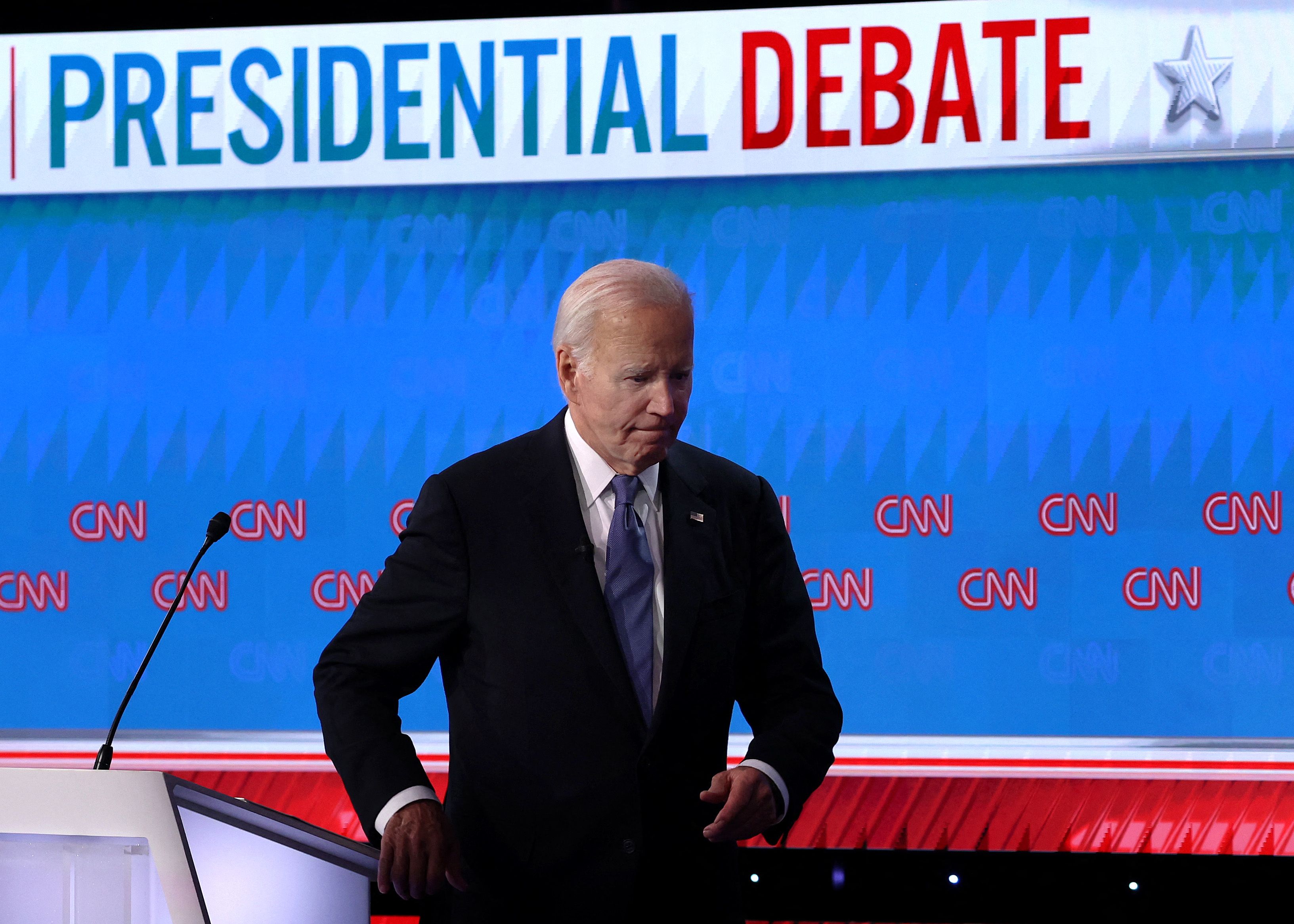 «Biden è un mio amico, ma deve abbandonare la corsa»: il commento di Thomas Friedman, su New York Times