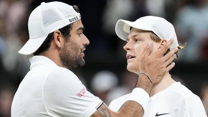 Berrettini a Sinner: «Ora vinci Wimbledon»