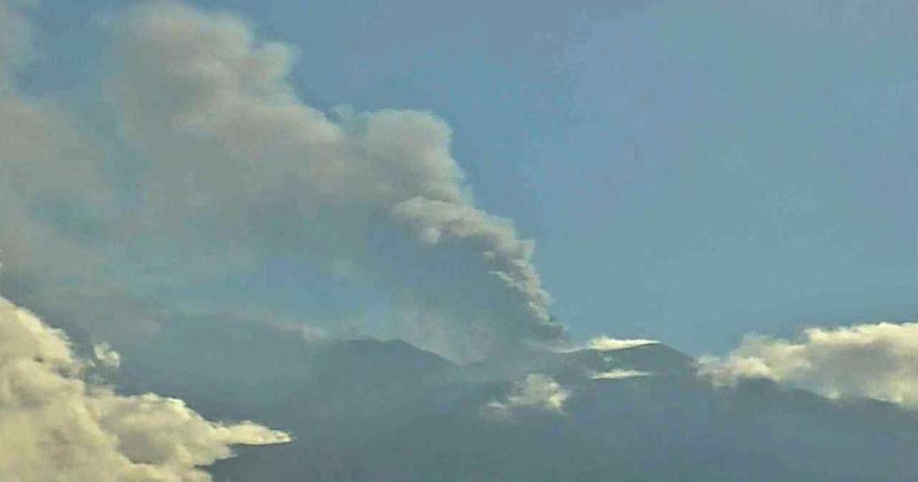 Etna e Stromboli in piana attività. «Nube di cenere alta 4,5 chilometri». «Evento esplosivo superiore alla norma»