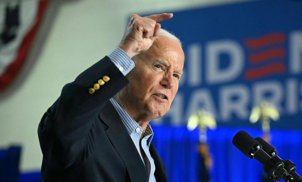 Biden accerchiato: per ora resiste, ma la nomina di Harris  si fa più vicina