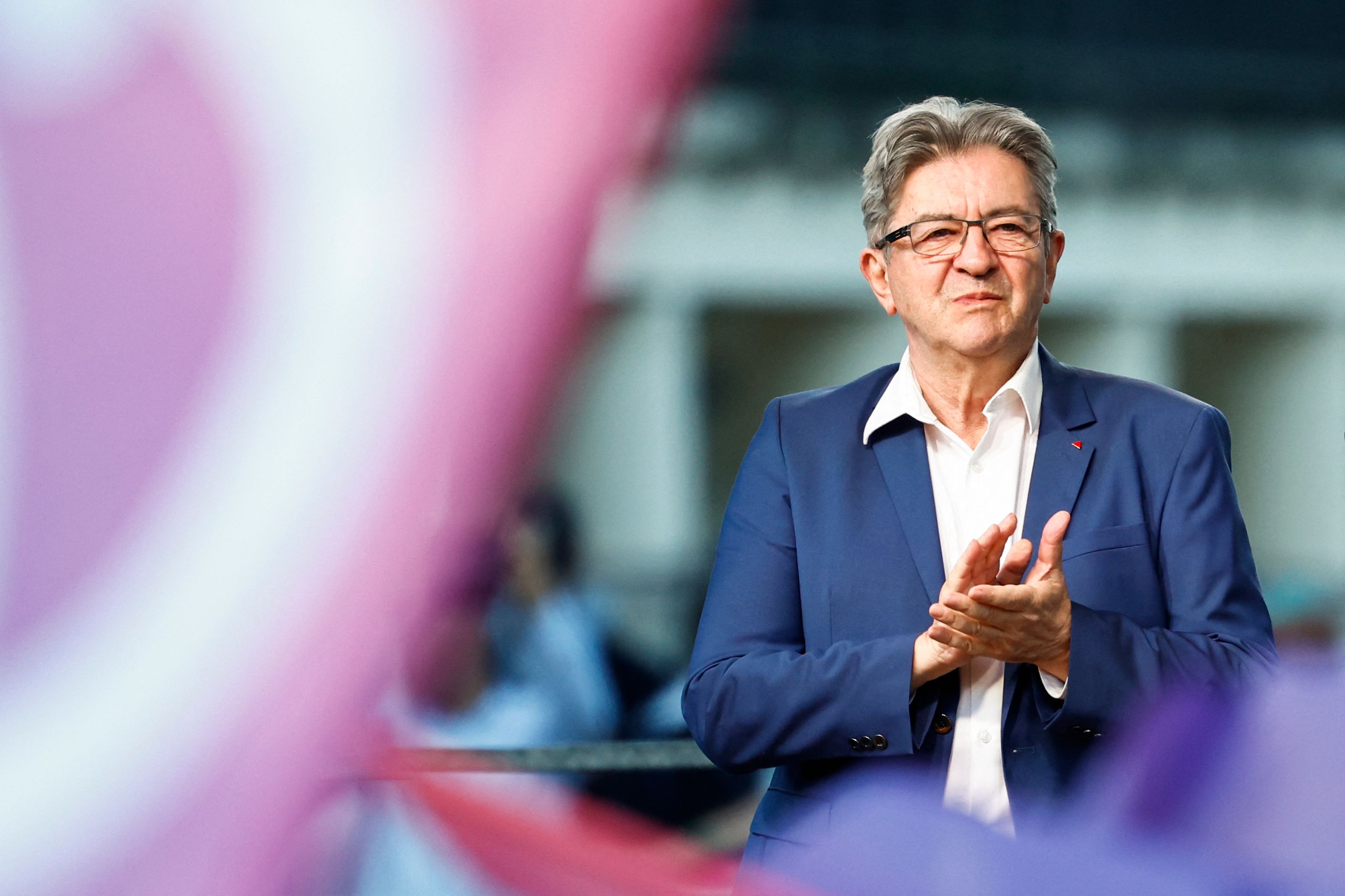 La sinistra dopo il trionfo, Mélenchon alza la voce: «Si nomini uno dei nostri»