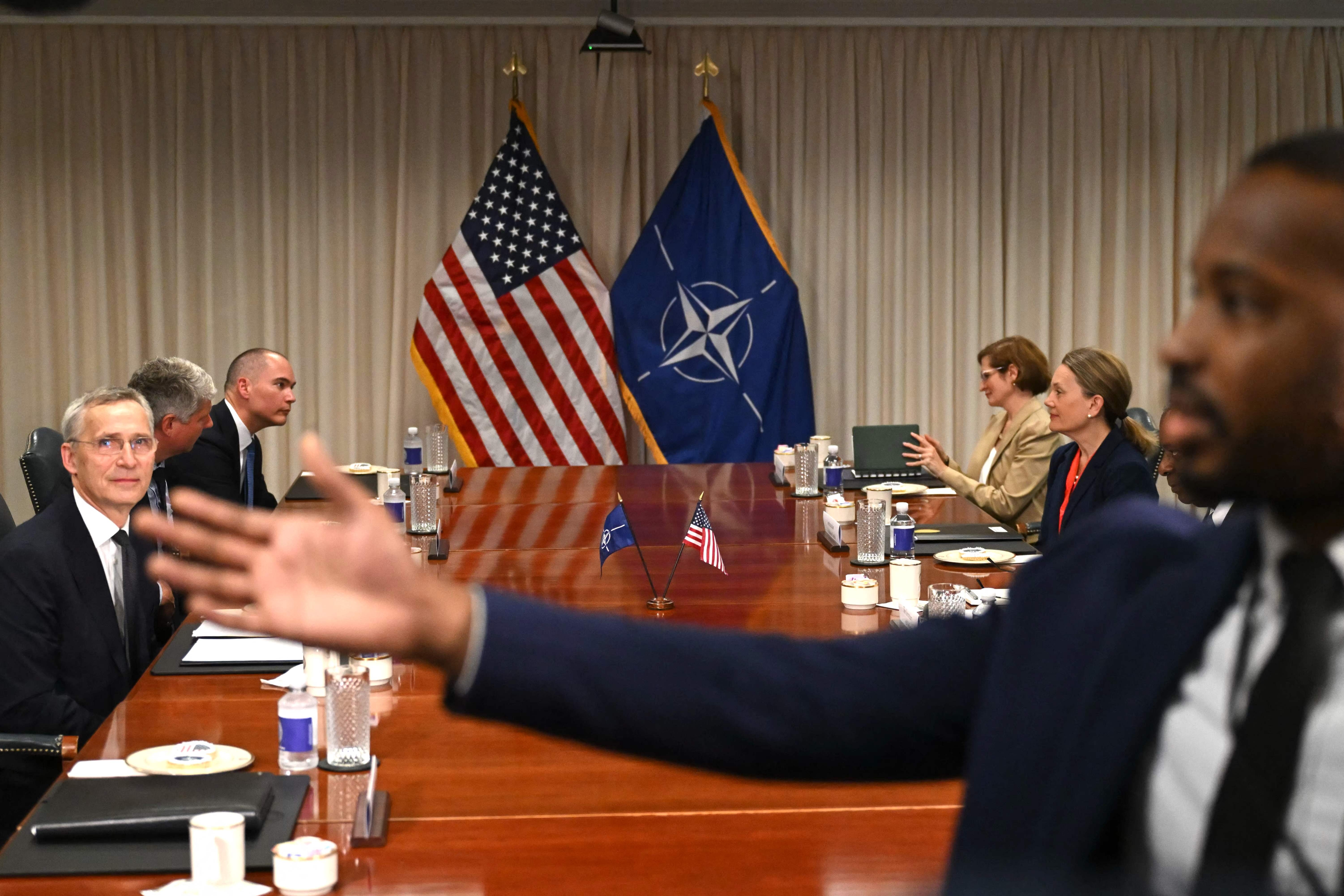 Cos'è la Nato, e qual è la sua storia: da Truman a Biden, dalle bombe in Serbia agli attacchi di Putin