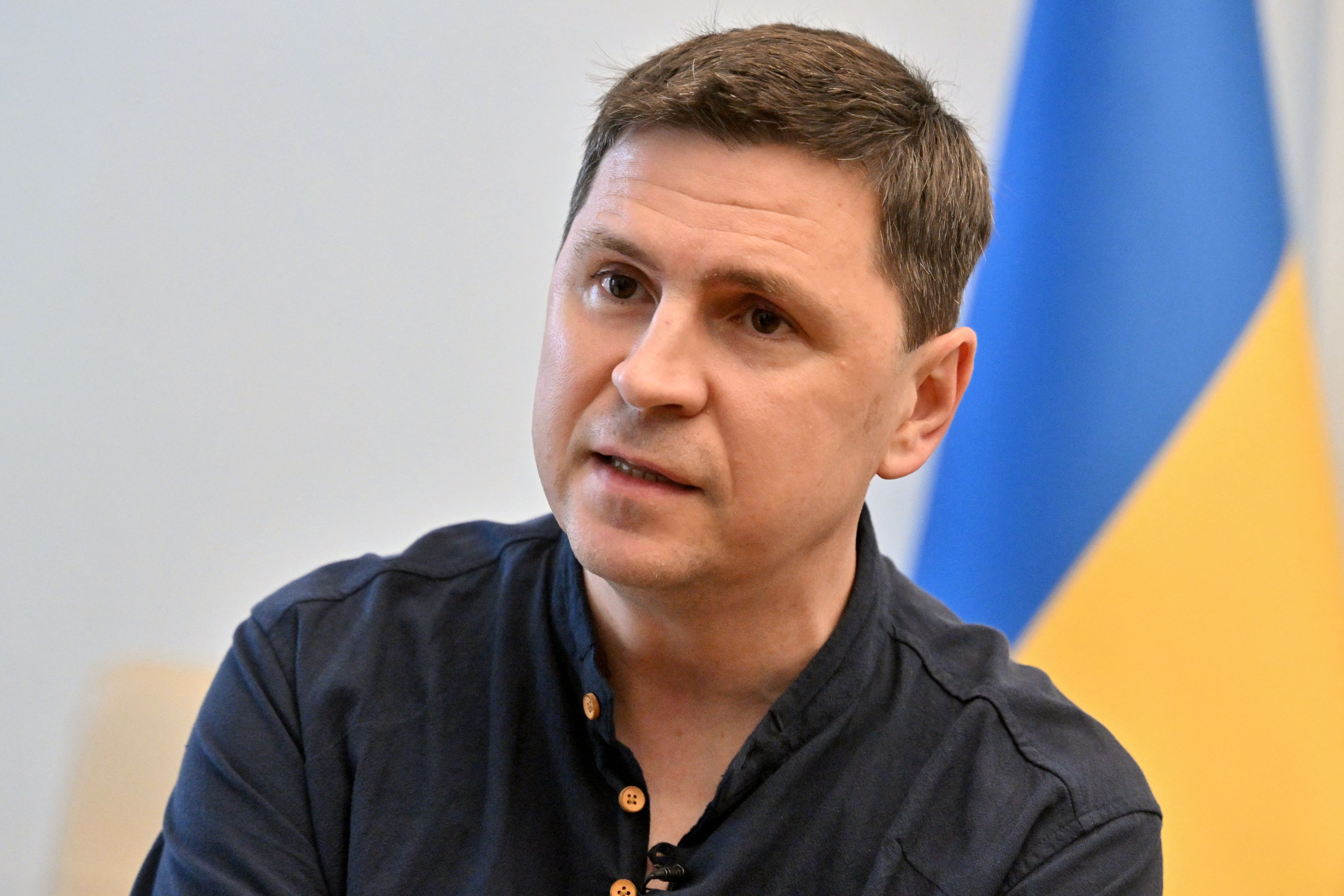 Podolyak: «Il raid sull'ospedale pediatrico è stato voluto da Putin. Per lui le stragi di bambini aiutano la strategia russa»