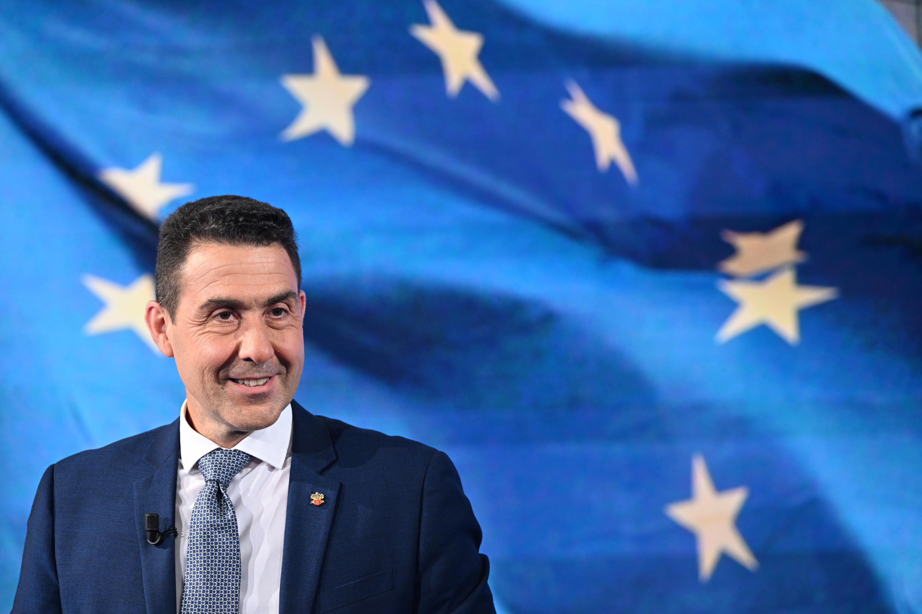 Il candidato per la Lega, Robero Vannacci, ospite del programma Rai ?Porta a Porta? condotto da Bruno Vespa presso gli studi di via Teulada a Roma, 5 giugno 2024. ANSA/CLAUDIO PERI