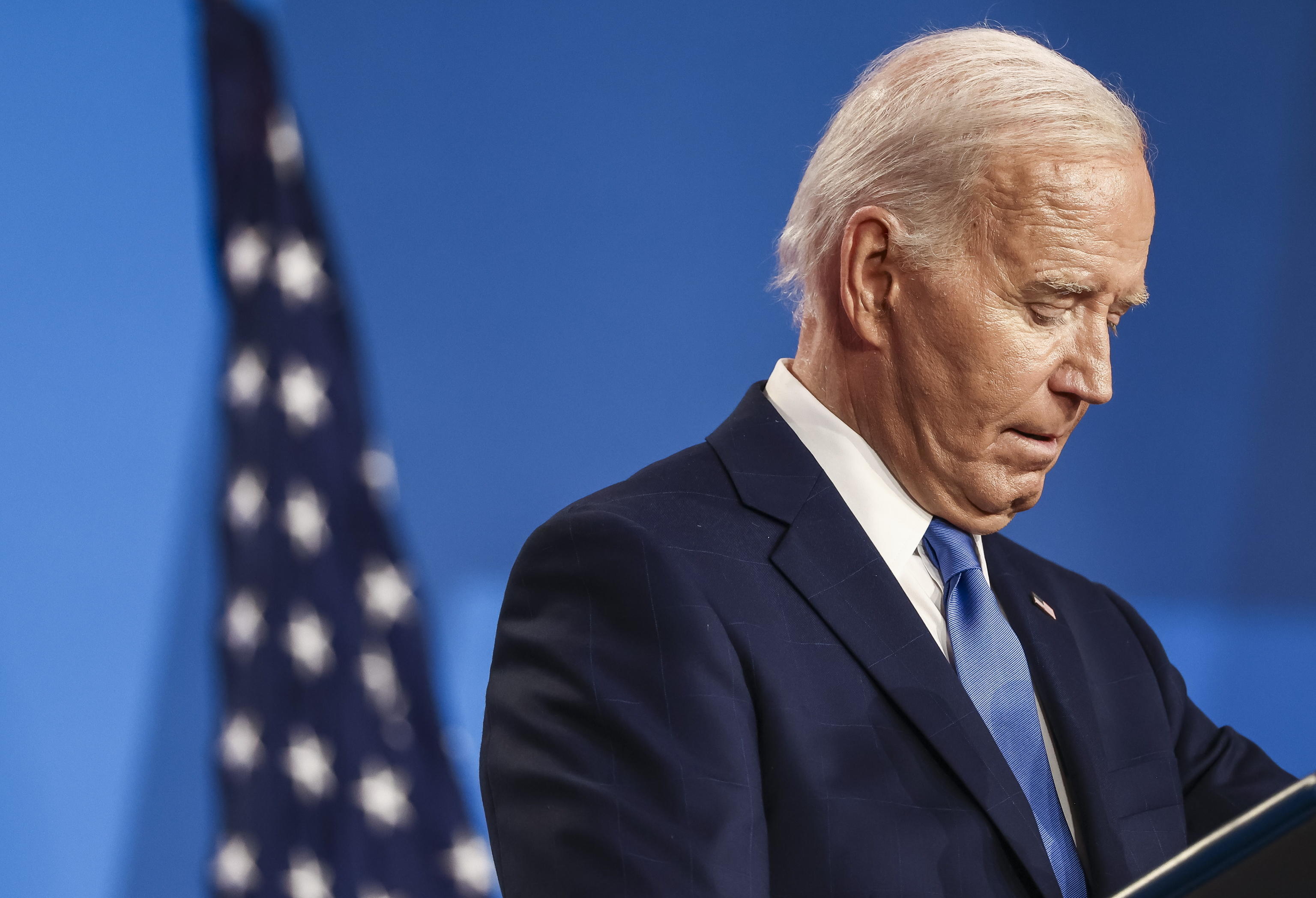 Tutti i parlamentari democratici che hanno chiesto a Biden di ritirarsi dalla campagna elettorale