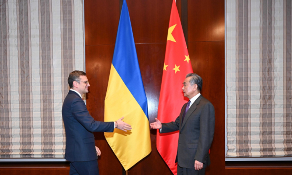 Perché per la prima volta la Cina riceve il ministro ucraino Kuleba
