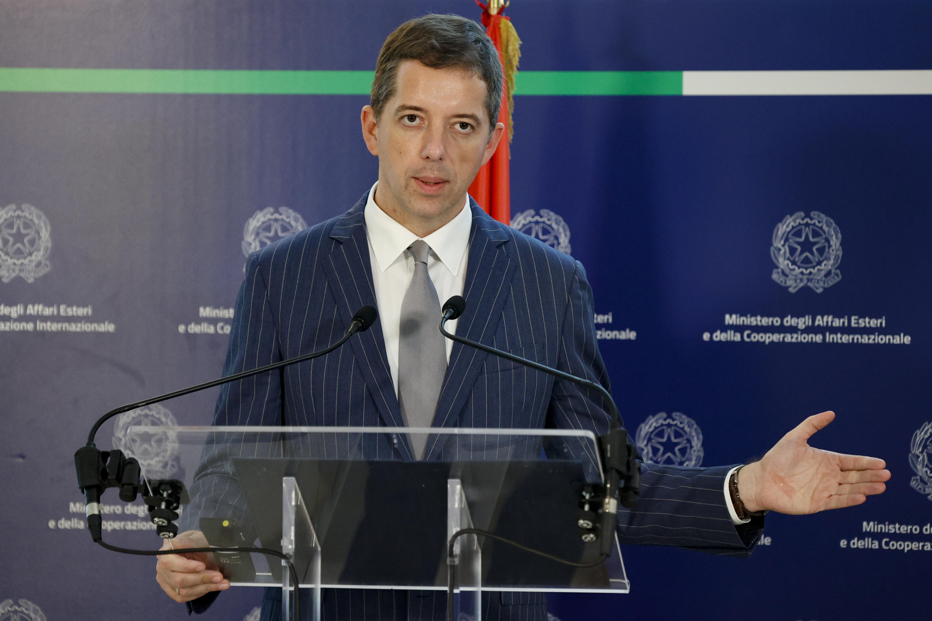Il ministro serbo Djuric: «Amici di Putin? Lo siamo anche dell’Ucraina. In Kosovo una crisi umanitaria»