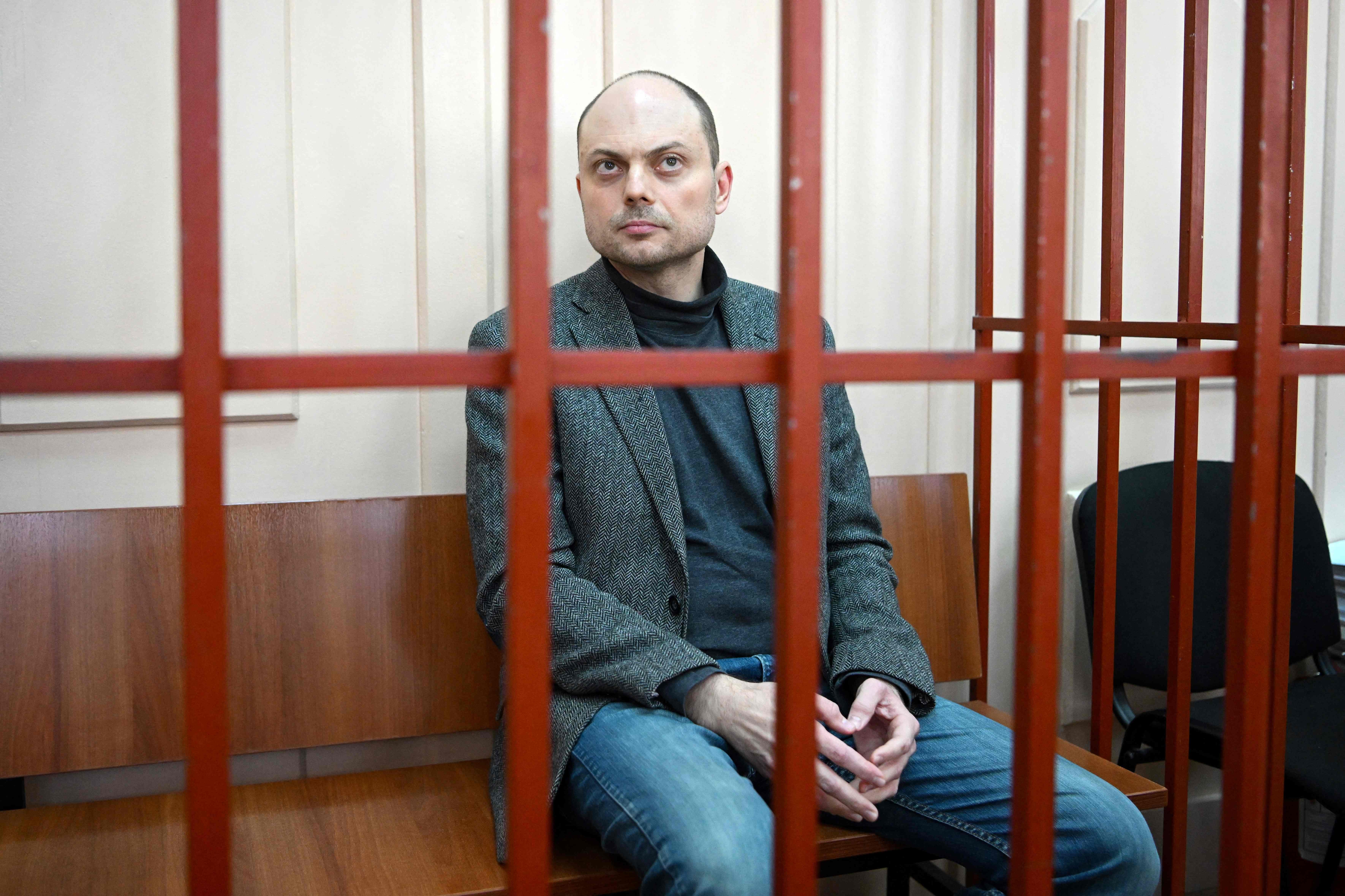 Kara-Murza e altri otto detenuti in Russia sono «spariti»: l'ipotesi di uno scambio con l'Occidente