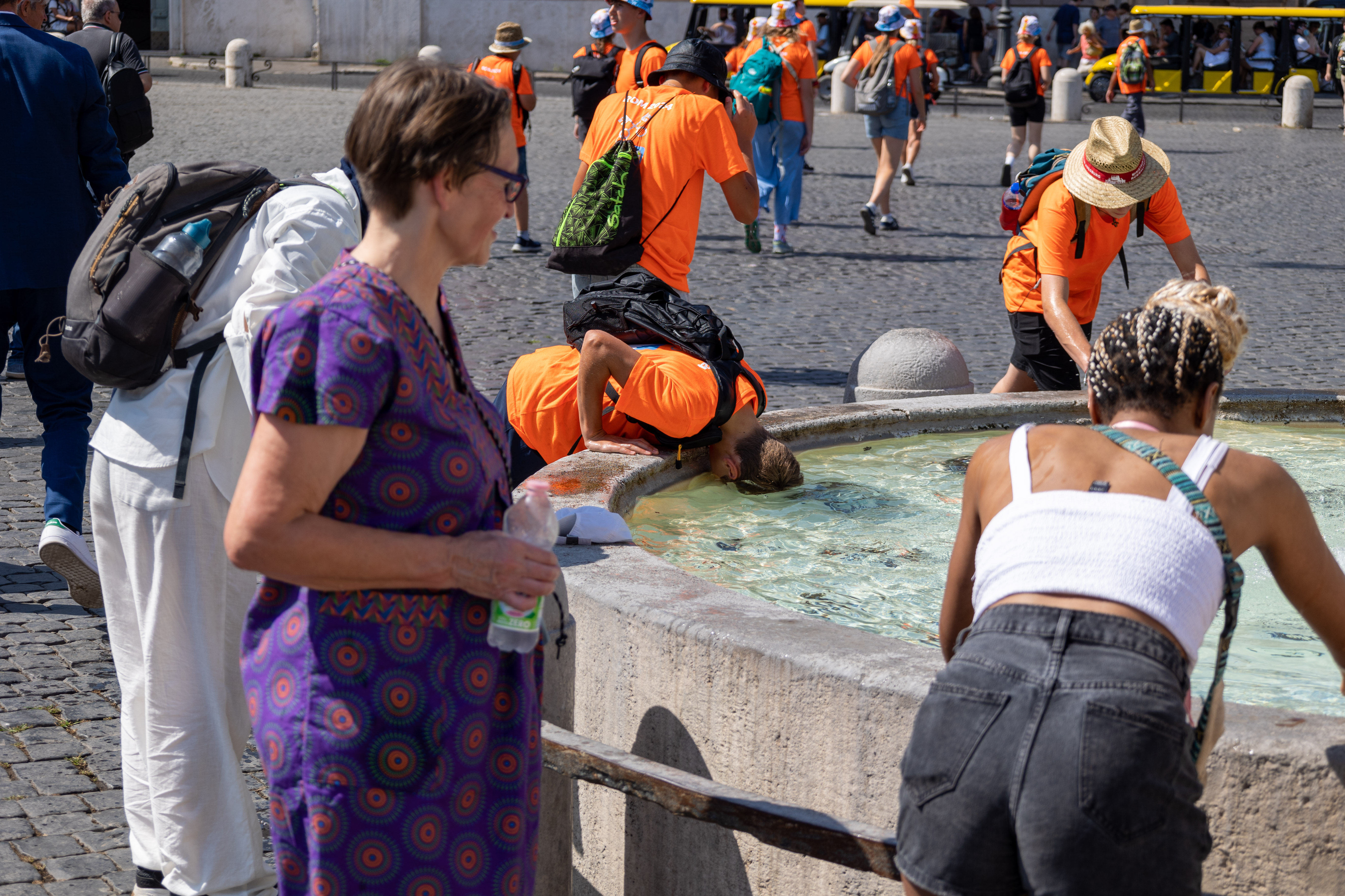 ROMA 31/07/2024 ondata di caldo a Roma  piazza del popolo - roma prosegue l'ondata di caldo a Roma - fotografo: BENVENUTI/LAPRESSE