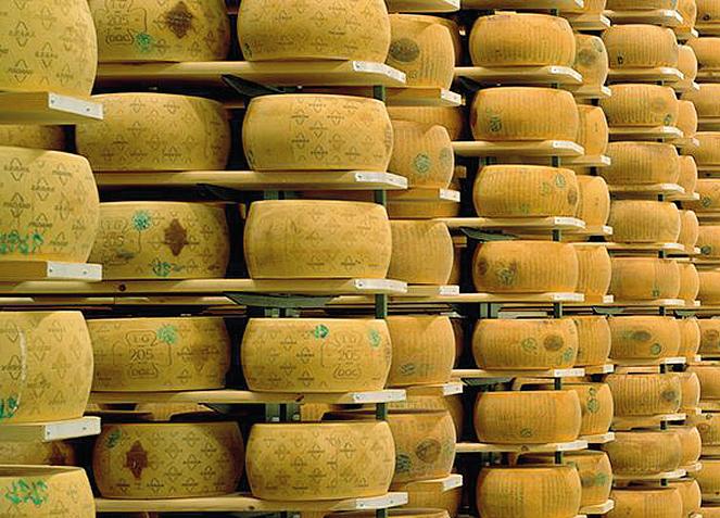 Dazi cinesi sui formaggi,  a rischio anche l’export di grana e parmigiano