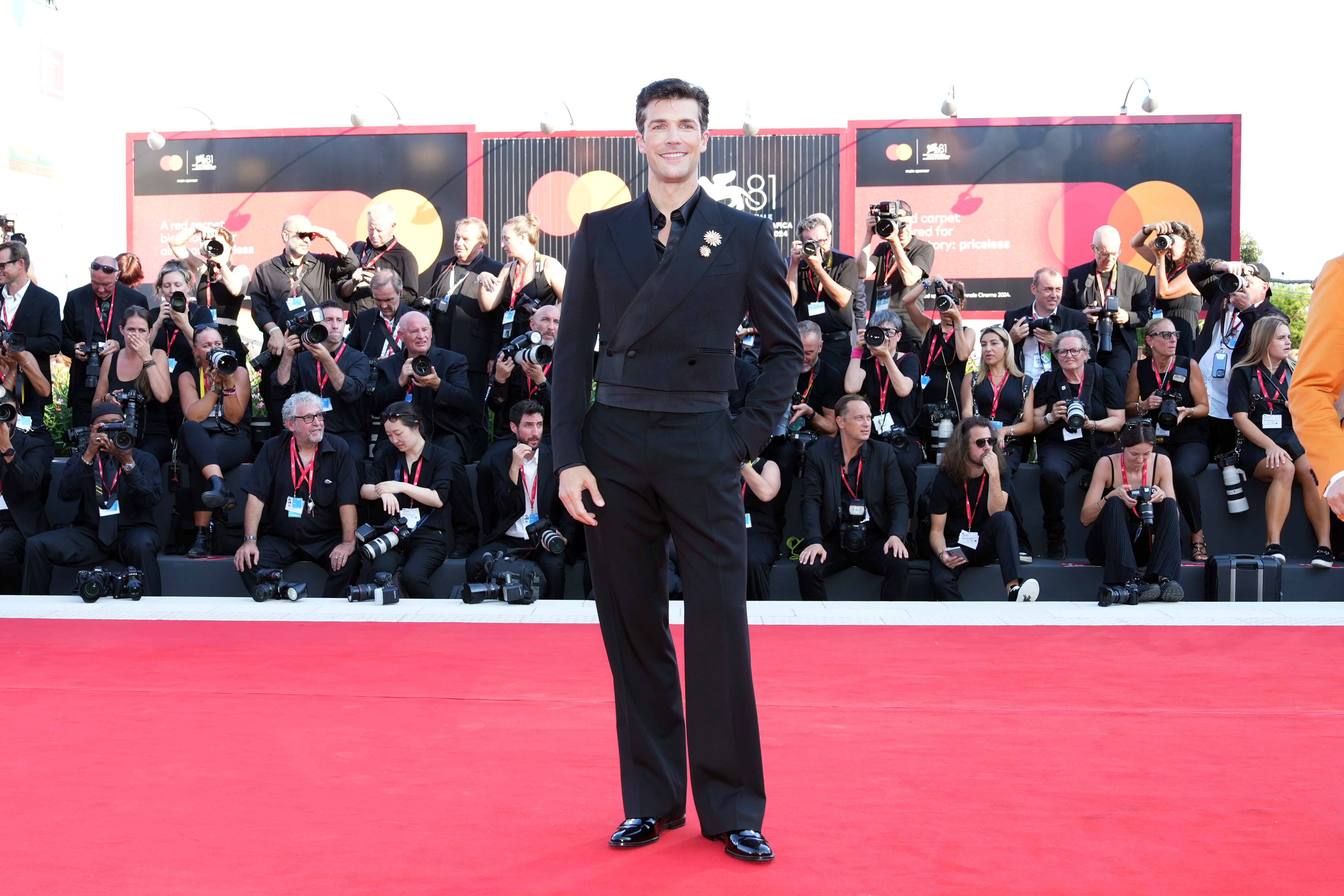 Roberto Poli deltar på röda mattan för öppningsceremonin och premiären av filmen "Beetlejuice Beetlejuice" Vid den 81:a Venedigs internationella filmfestival i Venedig, Italien. 28 augusti 2024. (Foto: Gian Mattia d'Alberto/La Presse)