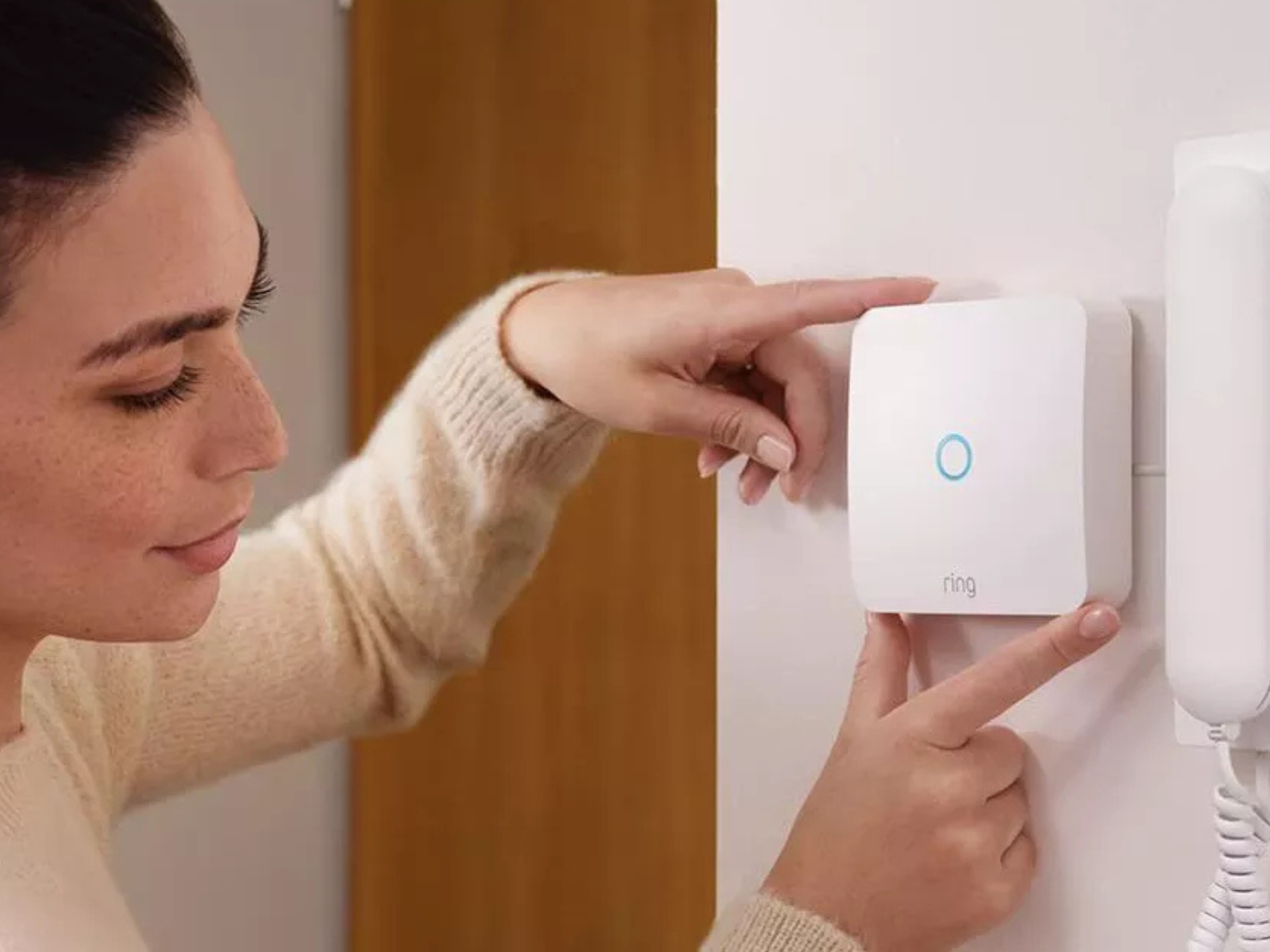 Ring Intercom recensione: la scatoletta che fa diventare «smart» qualsiasi citofono