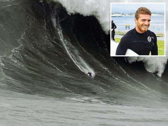 Il surfista Alessandro Slebir: «Ho visto l’oceano ritirarsi e ho cavalcato l’onda di 33 metri. Mia mamma pensa che sia pazzo, ma realizzo i miei sogni»