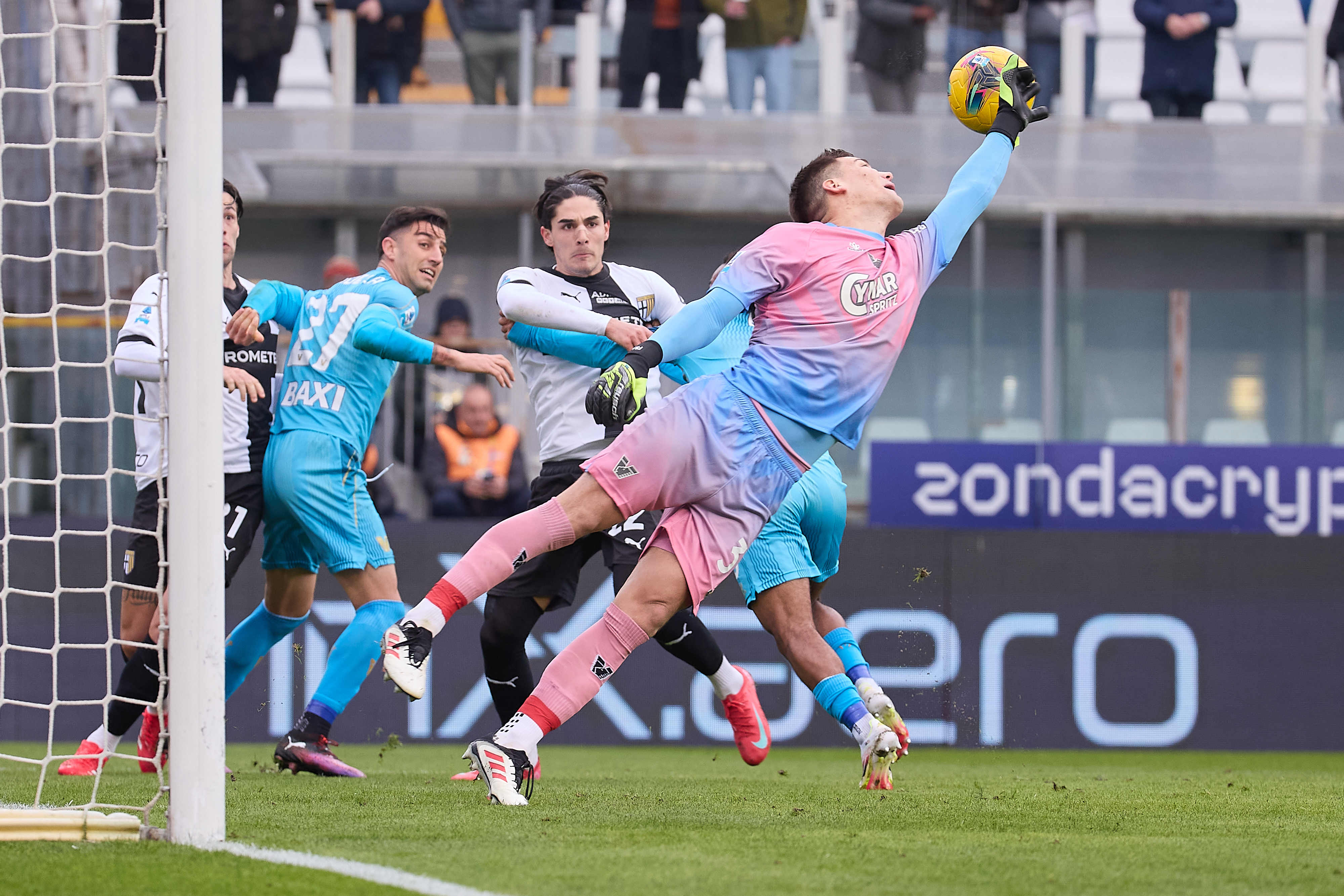 PARMA, ITALY - JANUARY 19: Filip Stankovic of Venezia FC ia during the Serie A match between Parma and Venezia at Stadio Ennio Tardini on January 19, 2025 in Parma, Italy. (Photo by Emmanuele Ciancaglini/Getty Images)