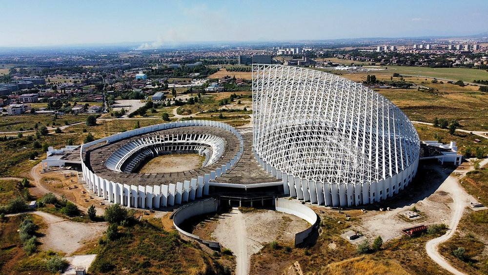 From Superga to the sail (unfinished) of Calatrava, the state property offers the state property of the state online