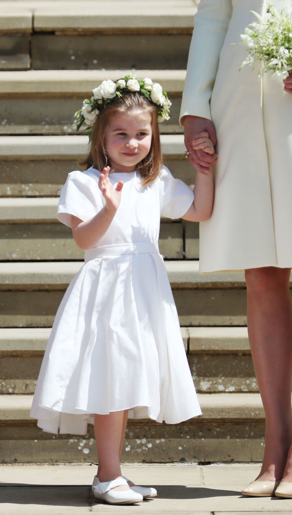 Kate and Meghan, the origin of the disagreements: Charlotte’s dress for the wedding of the Sussex. « They cried up shocked, everything happened in the heat of the moment »