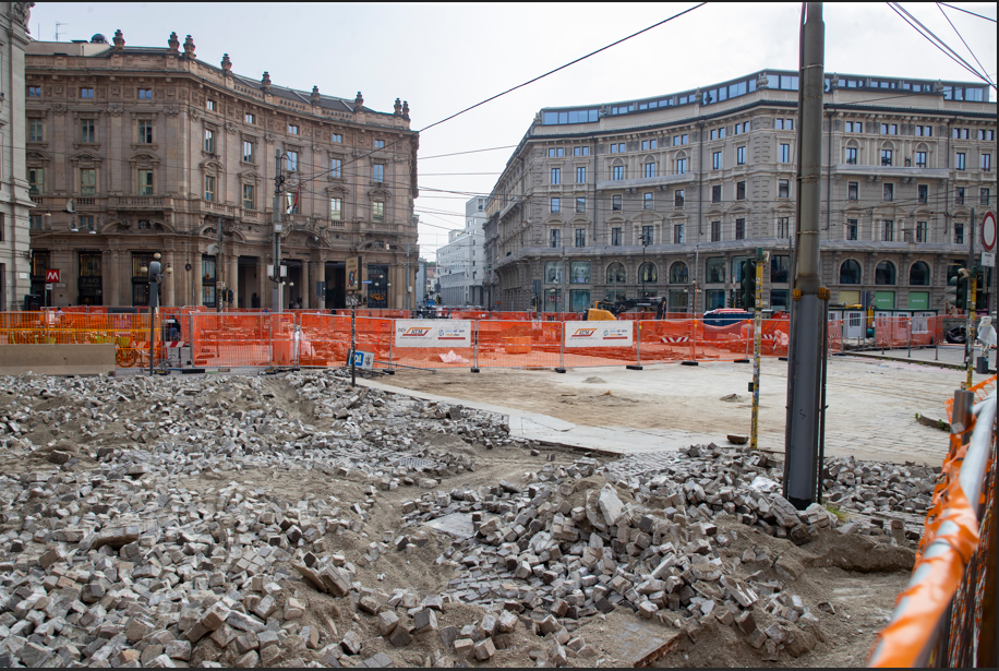 Milan, squares and heat islands from Cordusio to M4: « Waste occasions, urban green is mandatory »