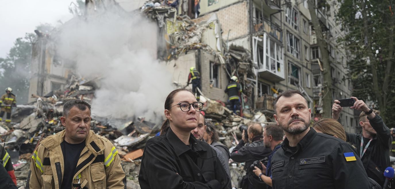 Ucraina - Russia, le notizie di oggi in diretta | Massiccio attacco russo su Kiev e altre regioni ucraine: 6 morti, tra questi anche un bambino. Zelenski: «Terroristi russi»