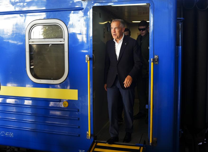 Ucraina-Russia, le notizie in diretta | Lavrov: Il vertice? Prima intensificare i colloqui a Istanbul. Zelensky: Dopo la guerra servono truppe straniere in Ucraina